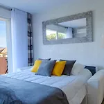 Ste Maxime Park Coup De Coeur Pour Elegant T2 Avec Piscine Proche Centre-ville Et Apartamento