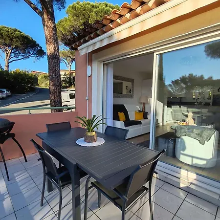 Coup De Coeur Elegant T2 Classe 3 Etoiles Avec Piscine Proche Et