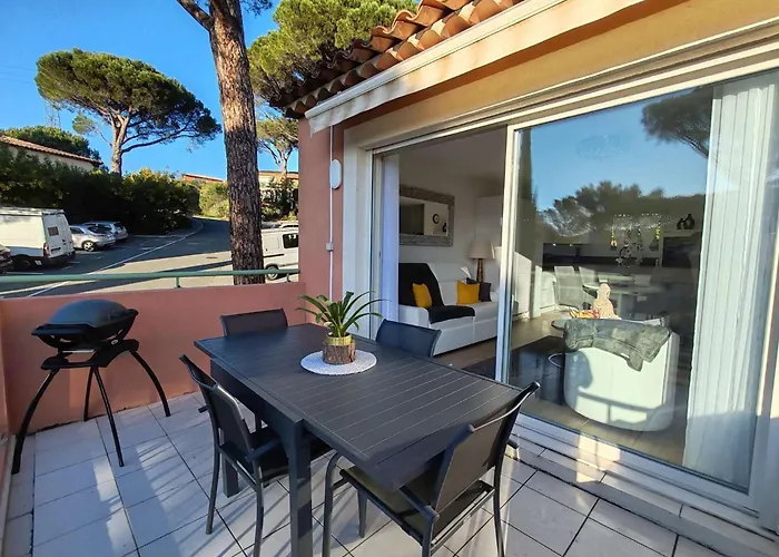 Coup De Coeur Elegant T2 Classe 3 Etoiles Avec Piscine Proche Et