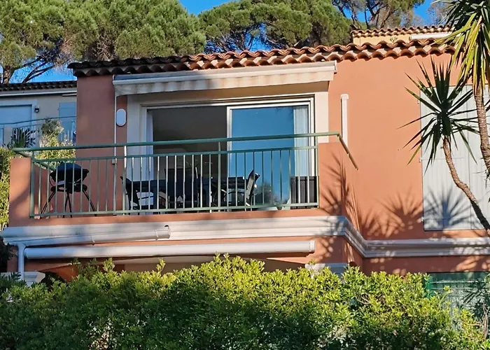 Coup De Coeur Elegant T2 Classe 3 Etoiles Avec Piscine Proche Et