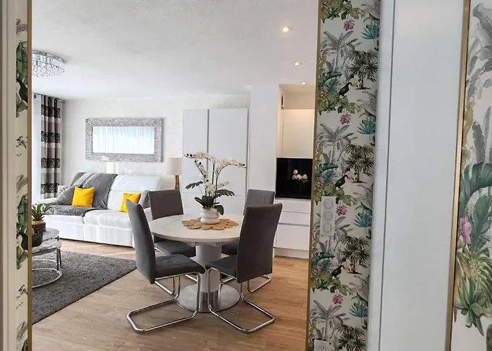 Coup De Coeur Elegant T2 Classe 3 Etoiles Avec Piscine Proche Et * 생트막시메